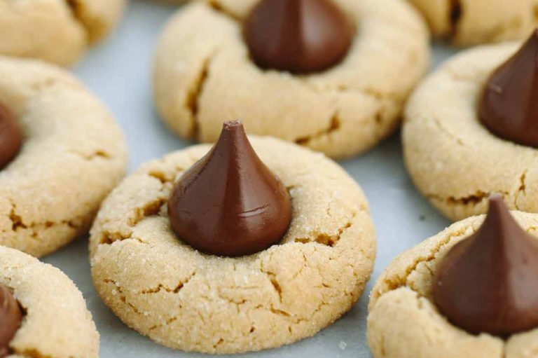 peanut butter kiss cookies